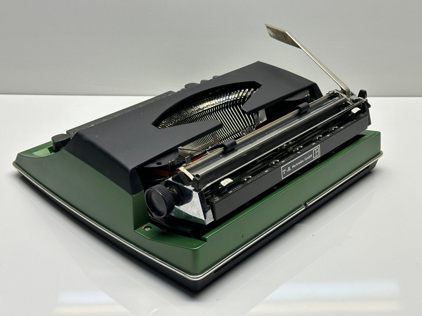 Adler Contessa Deluxe Typewriter - Black Cover and Green Body, QWERTY Option, Refurbished with Black Bag