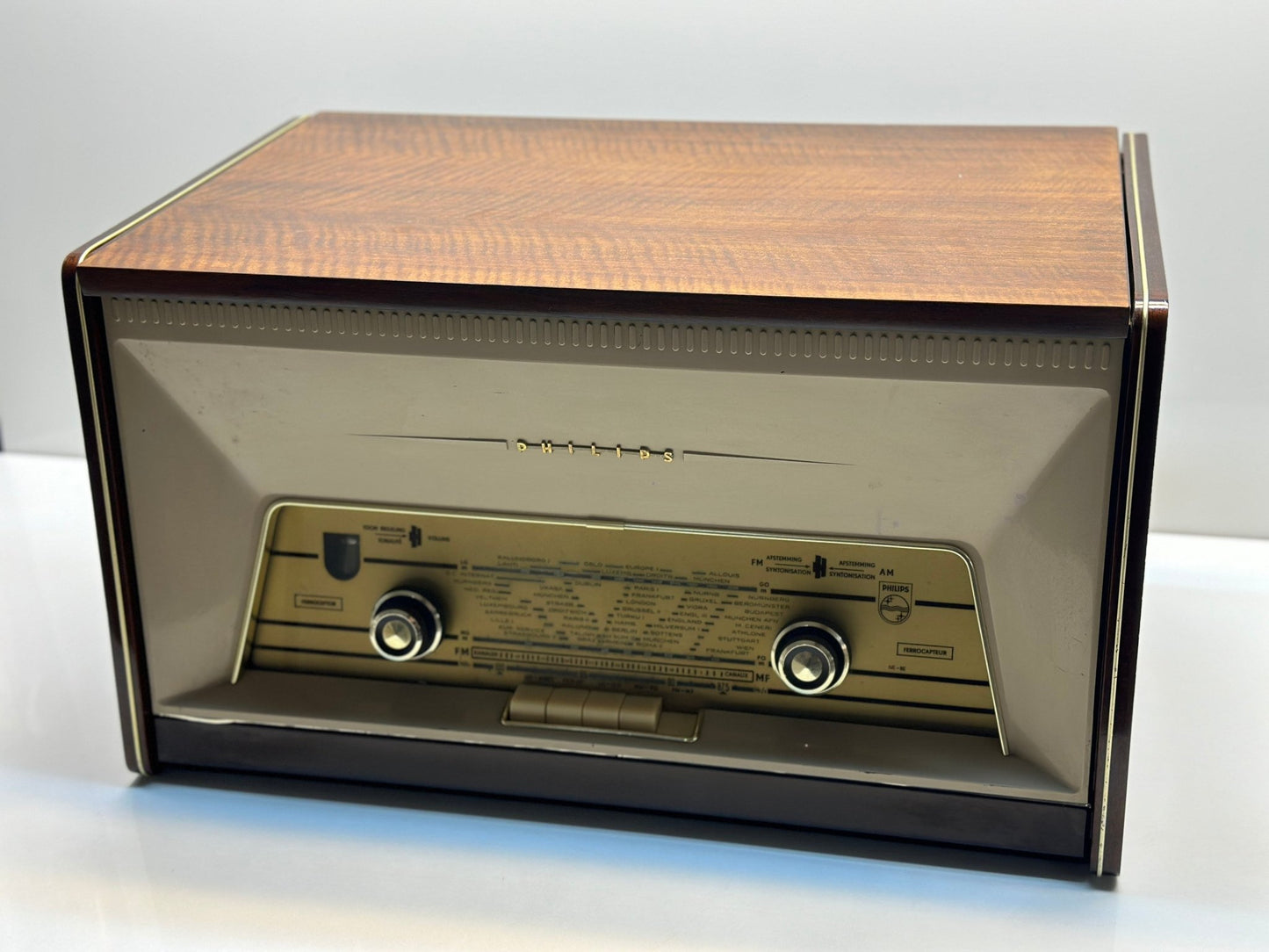 Antique Philips Radio and Record Player - Walnut Finish, Taba Patterns, Refurbished