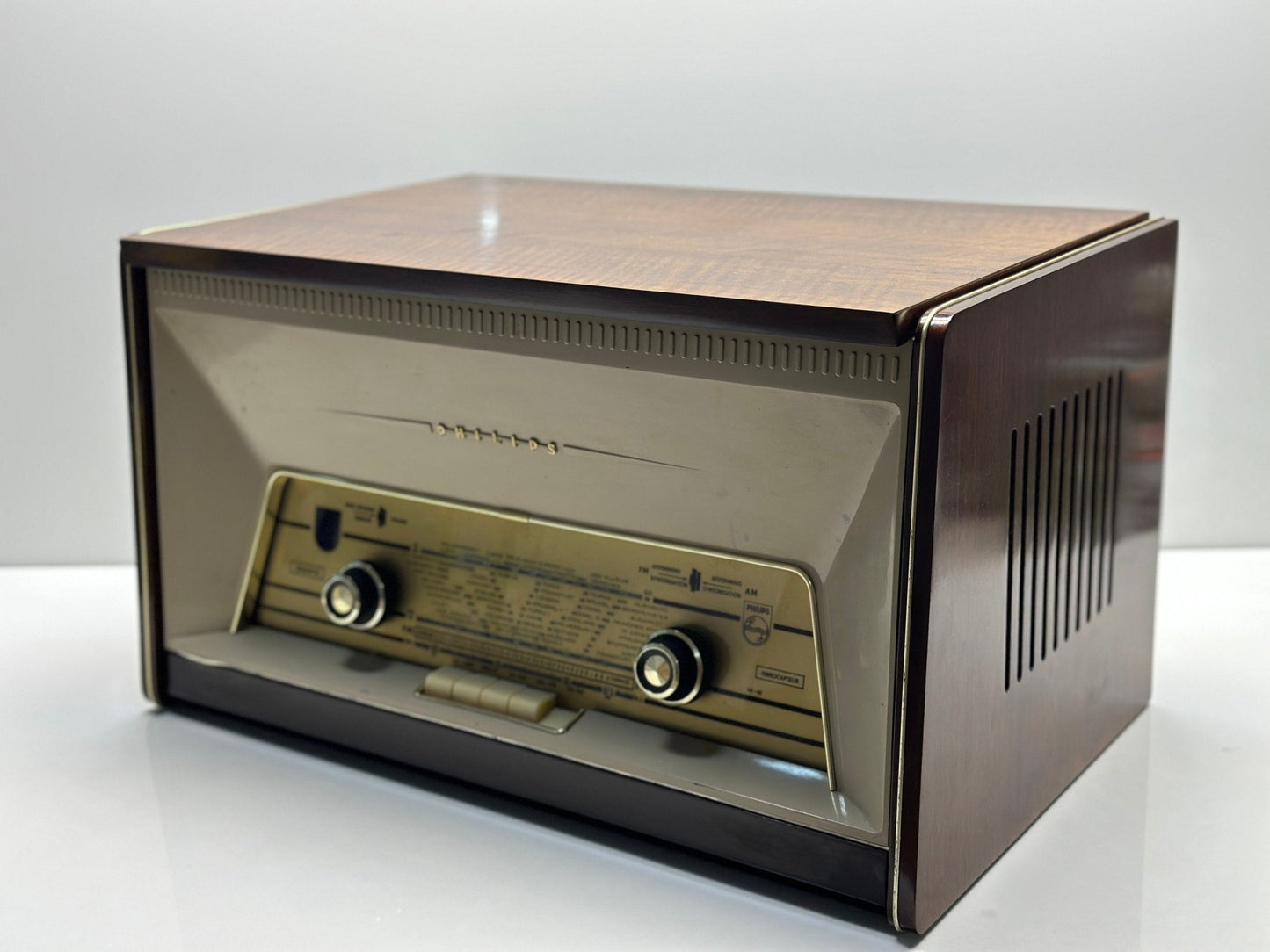 Antique Philips Radio and Record Player - Walnut Finish, Taba Patterns, Refurbished