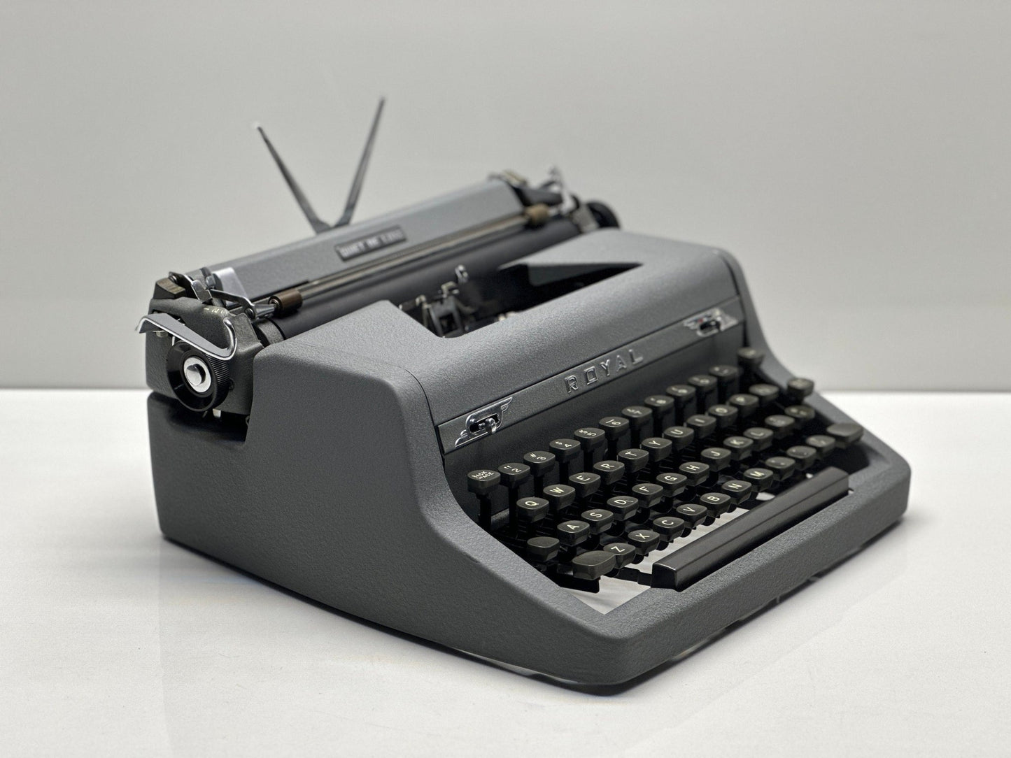 Best Gift,Royal Typewriter - QWERTY Keyboard, Gray Color, Retro Portable Case, Flawless Operation