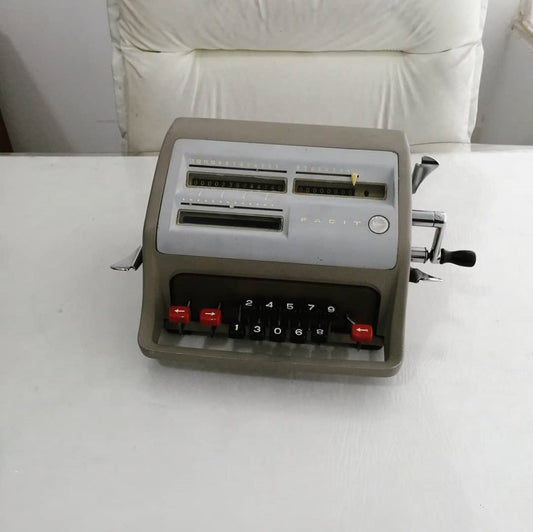 1960s Facit Calculator - Antique Mechanical Office Gadget - Retro Desk Tool - Vintage Arithmetic Accessory - Classic Home Office Decoration