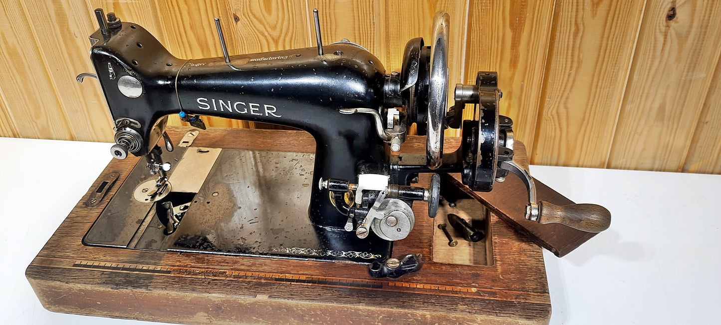 Original Bent Vintage Singer Sewing Machine In Wooden Case