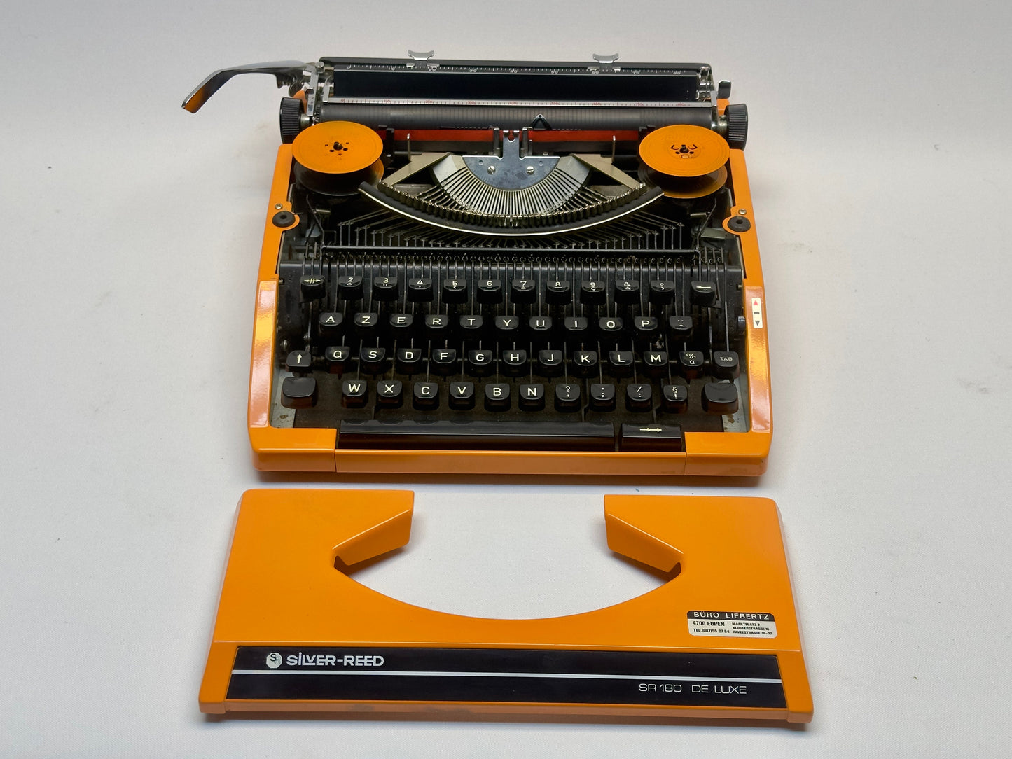 Nice Gift!- Silver Reed Typewriter in Vibrant Orange with Black AZERTY Keyboard, Matching Bag, and Orange Typewriter Ribbon Cover