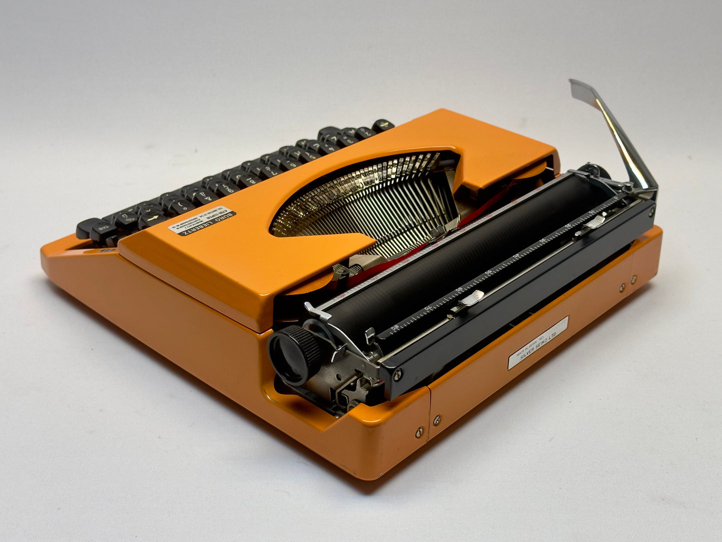 Nice Gift!- Silver Reed Typewriter in Vibrant Orange with Black AZERTY Keyboard, Matching Bag, and Orange Typewriter Ribbon Cover
