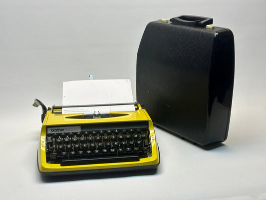 Yellow Brother Typewriter - Vintage Charm - Vintage typewriter Green- Manuel Type writer - Great Working