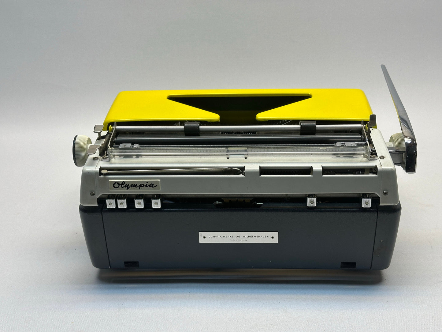 Olympia Monica Typewriter - Yellow Typewriter - QWERTZ Keyboard, Black Keys, Yellow Cover, Antique Manual Typewriter