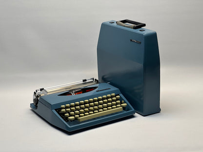 Blue Vintage Adler Tippa Typewriter - QWERTZ & Cream Keyboard, Matching Bag Blue Typewriter