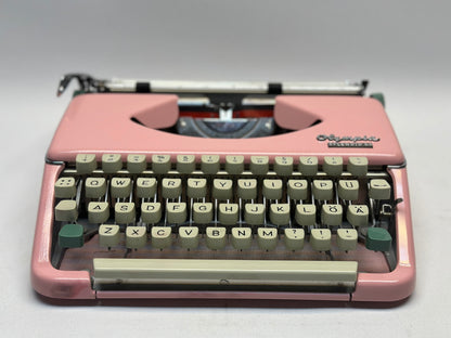 Elevate Your Writing Experience with the Olympia Splendid 33/66 Typewriter - Pink Beauty, QWERTY Keyboard, Premium Typewriter