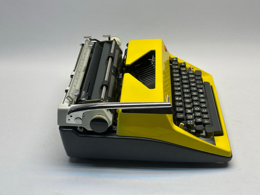 Olympia Monica Typewriter - Yellow Typewriter - QWERTZ Keyboard, Black Keys, Yellow Cover, Antique Manual Typewriter