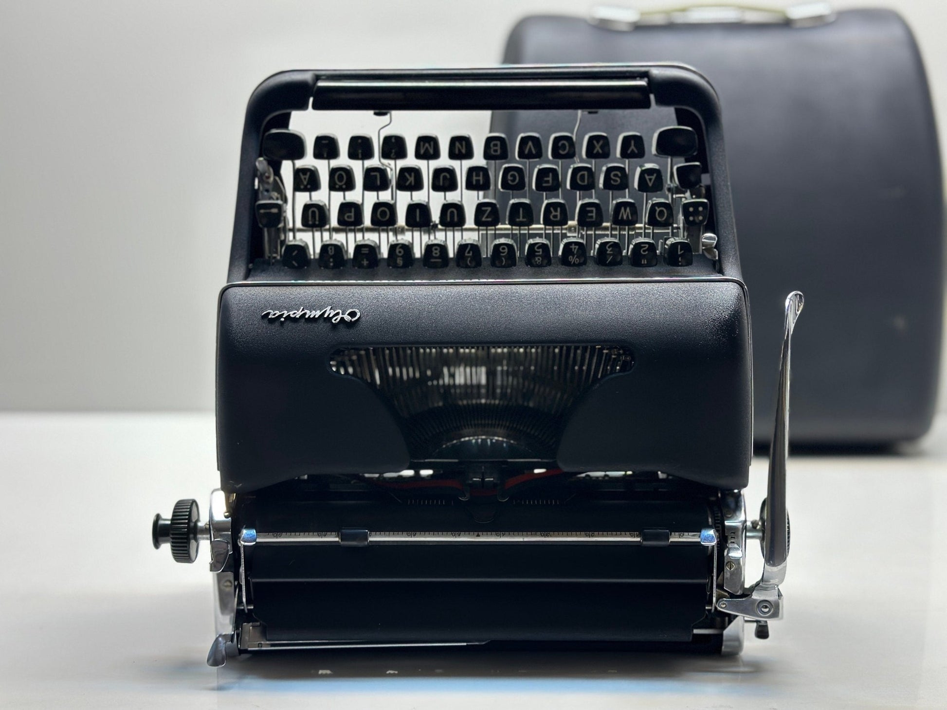 Olympia SM3 Black Typewriter - Premium Quality, Highly Preferred Model, QWERTY Option, Custom Black Case, Panther-Like Elegance,Best Gift