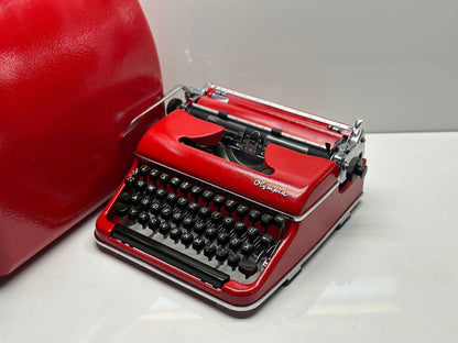 Red Olympia SM3 Typewriter - Refreshed Aesthetics, Red Carrying Case, and Unique,Best Gift,Antique Gift,Red Typewriter,typewriter working